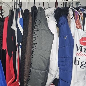 5LB BOX FULL CLOTHING ITEMS GREAT FOR RESELL